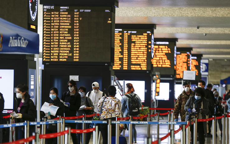 Coronavirus Roma, Fase 2: stazione Termini tornano i viaggiatori