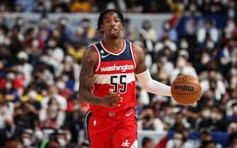 SAITAMA, JAPAN - OCTOBER 02: Delon Wright #55 of the Washington Wizards drives to the basket during the Washington Wizards v Golden State Warriors - NBA Japan Games at Saitama Super Arena on October 02, 2022 in Saitama, Japan.  NOTE TO USER: User expressly acknowledges and agrees that, by downloading and or using this Photograph, user is consenting to the terms and conditions of the Getty Images License Agreement.    (Photo by Takashi Aoyama/Getty Images)