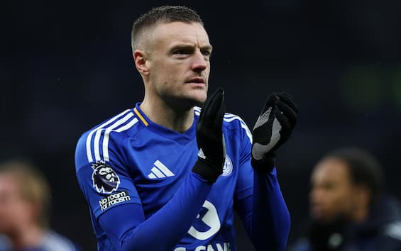https://static.sky.it/editorialimages/3f76f68c78115cbc0e2396ea4f7b86d99233348d/skysport/it/calcio/calciomercato/giocatori-svincolati-calciomercato/vardy_ansa.jpg?im=Resize,width=565
