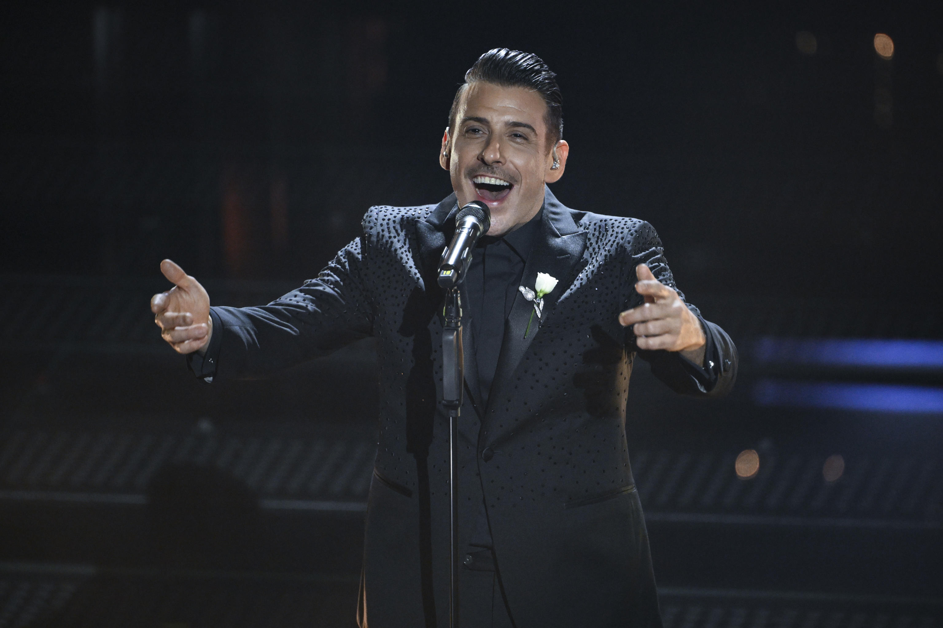vengo a fidarmi di te francesco gabbani testo