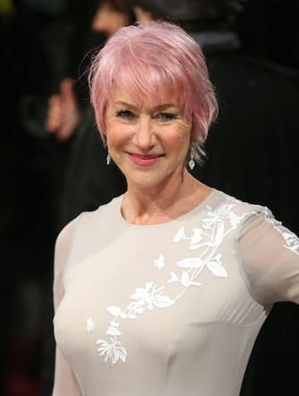 12_celebrity_capelli_rosa_look_kika - 1