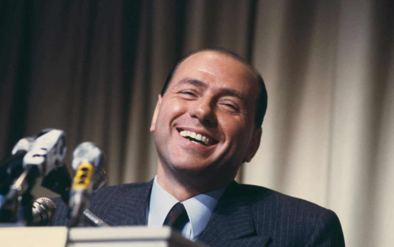 Berlusconi, Francobollo Commemorativo A Un Anno Dalla Morte: Via Libera ...