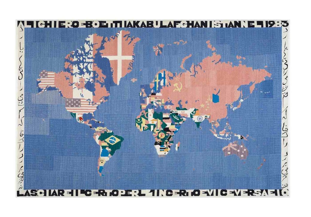 Alighiero Boetti, Mappa, 1983, ricamo su tessuto, 115 x 180 x 2.5 cm. Courtesy of Magazzino Italian Art - Photo by Marco Anelli