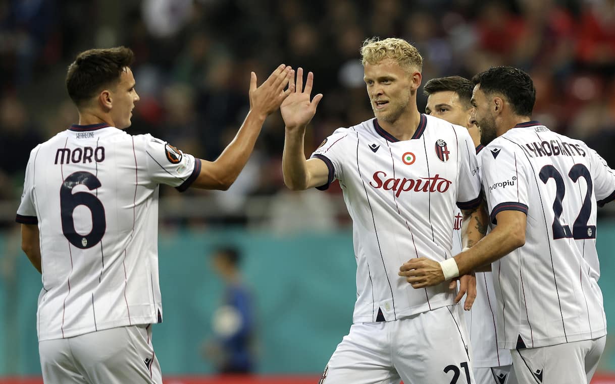 FCSB Bologna 1 2 gol e highlights Decidono Odgaard e Dallinga Sky Sport