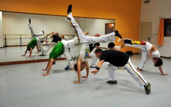 CORTEREGINA, VIALE MONZA 16, PALESTRA PER ALLENAMENTI DI CAPOEIRA, ARTE MARZIALE BRASILIANA