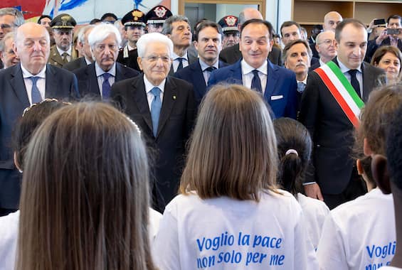mattarella a torino in visita all itcilo giustizia sociale imprescindibile per la pace 