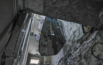 L'interno distrutto del palazzo sede del governo regionale a Kharkiv in Ucraina