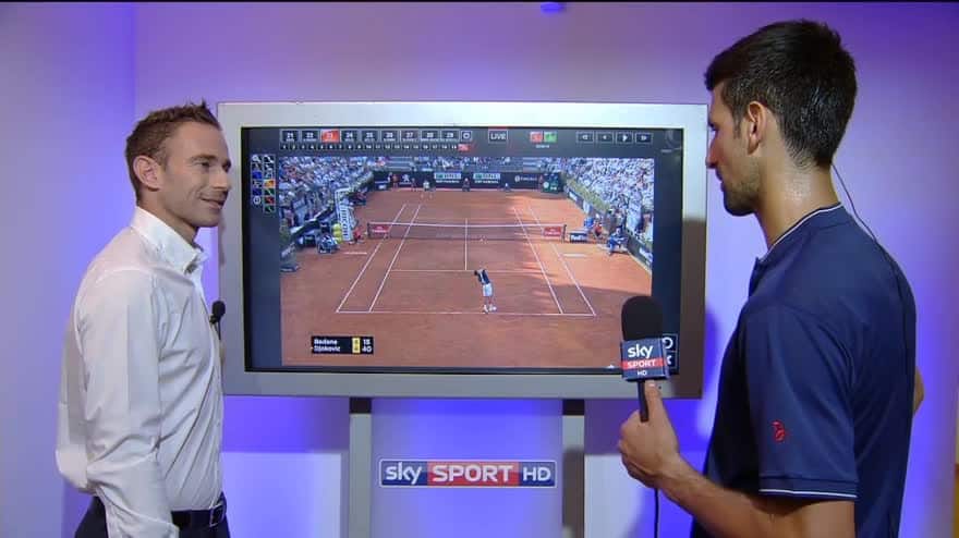 Volandri e Djokovic davanti a uno Sky Tech