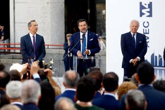 (da sx) Giuseppe Sala, Matteo Salvini e Pietro Salini alla inaugurazione del nuovo tratto della metropolitana M4 che collega l'aeroporto di Linate a San Babila, Milano, 4 luglio 2023.ANSA/MOURAD BALTI TOUATI