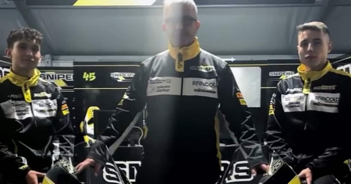 https://static.sky.it/editorialimages/42d8c9fcf9a8b68ee052ec2c29148b80b4c96ac1/skysport/it/motori/motogp/2025/11/07/moto-3-snipers-rios-carraro-2026/snipers_og.jpg?im=Resize,width=1218