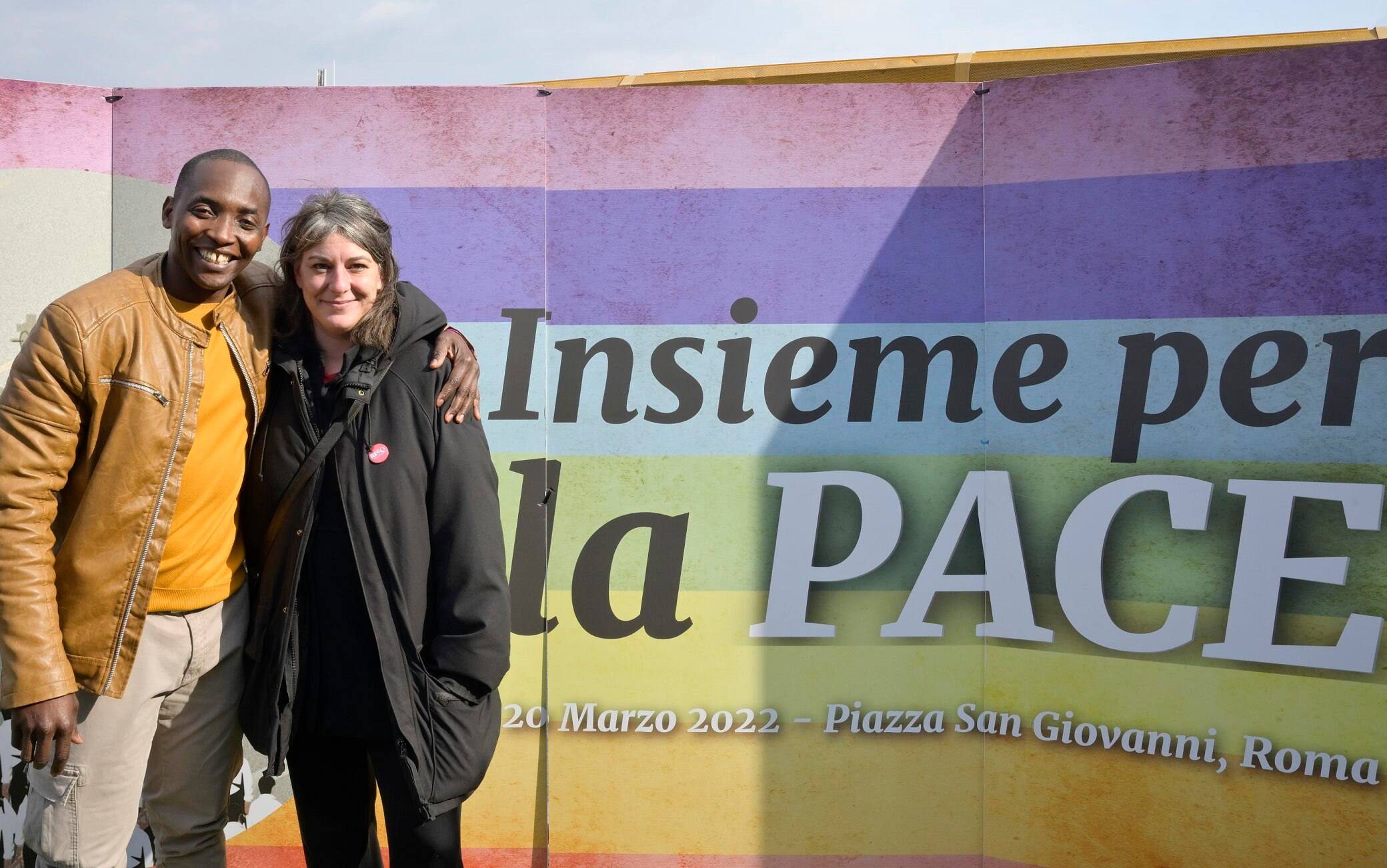 Soumahoro con Cecilia Strada The trade unionist Aboubakar Soumahoro and the daughter of the founder of 'Emergency' Cecilia Strada at the concert for peace in Ukraine "Together for Peace", the demonstration in Piazza San Giovanni in Rome, Italy, March 20, 2022.
ANSA/CLAUDIO PERI
