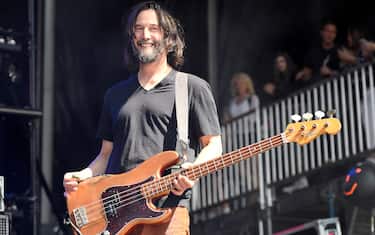 NAPA, CALIFORNIA - MAY 27: Keanu Reeves of Dogstar performs during the 2023 BottleRock Napa Valley festival at Napa Valley Expo on May 27, 2023 in Napa, California. (Photo by Tim Mosenfelder/Getty Images)