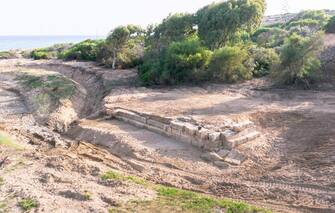 epa10746532 A handout photo made available by Sicily Region press office of a detail of one of the alleged two ports of the ancient former colony of Megara iblea, in Selinunte, Sicily, Italy, 14 July 2023. The structure is 15 meters long and there are four rows of blocks with a height of about 1.80 metres. It was in fact identified by chance a very short distance from what must have been the dock connected to the sea, a number of meters from the current shore. The news was announced by the president of the Sicilian Region Schifani.  EPA/SICILY REGION PRESS OFFICE HANDOUT  HANDOUT EDITORIAL USE ONLY/NO SALES