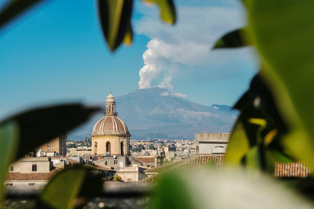 Catania. Foto di Samir Kharrat su Unsplash