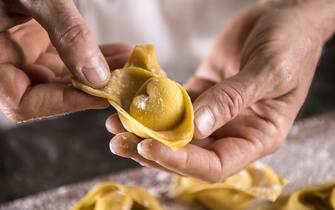 tortellini, Italian cuisine, homemade, grated cheese,