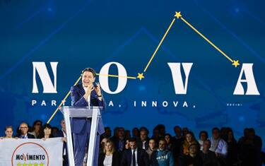 Il presidente del Movimento 5 Stelle, Giuseppe Conte, durante NOVA, Assemblea costituente del Movimento 5 Stelle, Roma, 24 novembre 2024. ANSA/RICCARDO ANTIMIANI