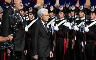 Il presidente della Repubblica Sergio Mattarella e il ministro della Difesa Guido Crosetto durante le celebrazioni per il 77esimo anniversario della proclamazione della Repubblica, Roma, 2 giugno 2023.
Italian president Sergio Matterella (R), flanked by Italian Minister of Defense Guido Crosetto (L), attend the celebrations of Republic Day, in Rome, Italy, 02 June 2023.
ANSA/MASSIMO PERCOSSI