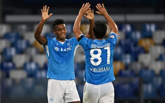 https://static.sky.it/editorialimages/4400379c7282302a8fae15ace31d2e5ea633ef31/skysport/it/calcio/serie-a/2025/04/13/napoli-empoli-probabili-formazioni/neres_raspadori_copertina_getty.jpg?im=Resize,width=565
