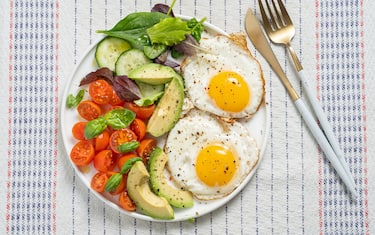 Il cibo a colazione adatto a riprendersi da una notte insonne