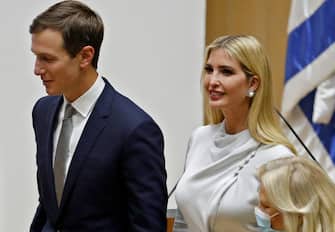 La Casa Bianca non eserciterà il privilegio esecutivo per la testimonianza di Ivanka Trump, figlia dell’ex presidente, e del marito Jared Kushner, davanti alla commissione parlamentare che indaga sull’assalto a Capitol Hill