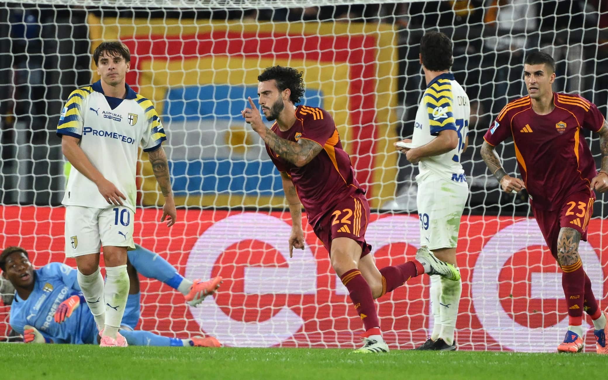 Hermoso! La Roma riesce a sbloccare la partita!