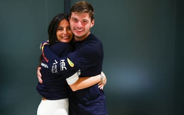 KELLY PIQUET, L'ALTRA META' DI SUPER VERSTAPPEN: E' NATA LA LORO LILY