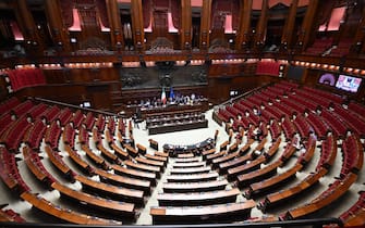 Panoramica dell'Aula alla ripresa della discussione nel corso della richiesta della fiducia sul DL Milleproroghe a Montecitorio, Roma 19 febbraio 2024. 
ANSA/MAURIZIO BRAMBATTI
