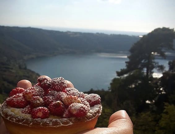 Sagra delle Fragole di Nemi 2025: ospiti e programma completo