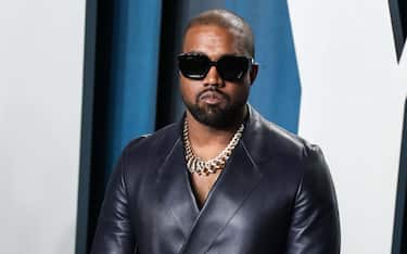 (FILE) Kanye West Legally Changes His Name to Ye. BEVERLY HILLS, LOS ANGELES, CALIFORNIA, USA - FEBRUARY 09: Rapper Kanye West wearing a Dunhill look arrives at the 2020 Vanity Fair Oscar Party held at the Wallis Annenberg Center for the Performing Arts on February 9, 2020 in Beverly Hills, Los Angeles, California, United States. (Photo by Xavier Collin/Image Press Agency)



Pictured: Kanye West,Ye

Ref: SPL5267781 191021 NON-EXCLUSIVE

Picture by: Xavier Collin/Image Press Agency/Splash News / SplashNews.com



Splash News and Pictures

USA: +1 310-525-5808
London: +44 (0)20 8126 1009
Berlin: +49 175 3764 166

photodesk@splashnews.com



World Rights,