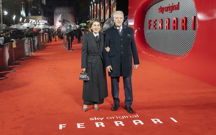 F1, 'Ferrari': a Londra la première del film con Penelope Cruz e Adam