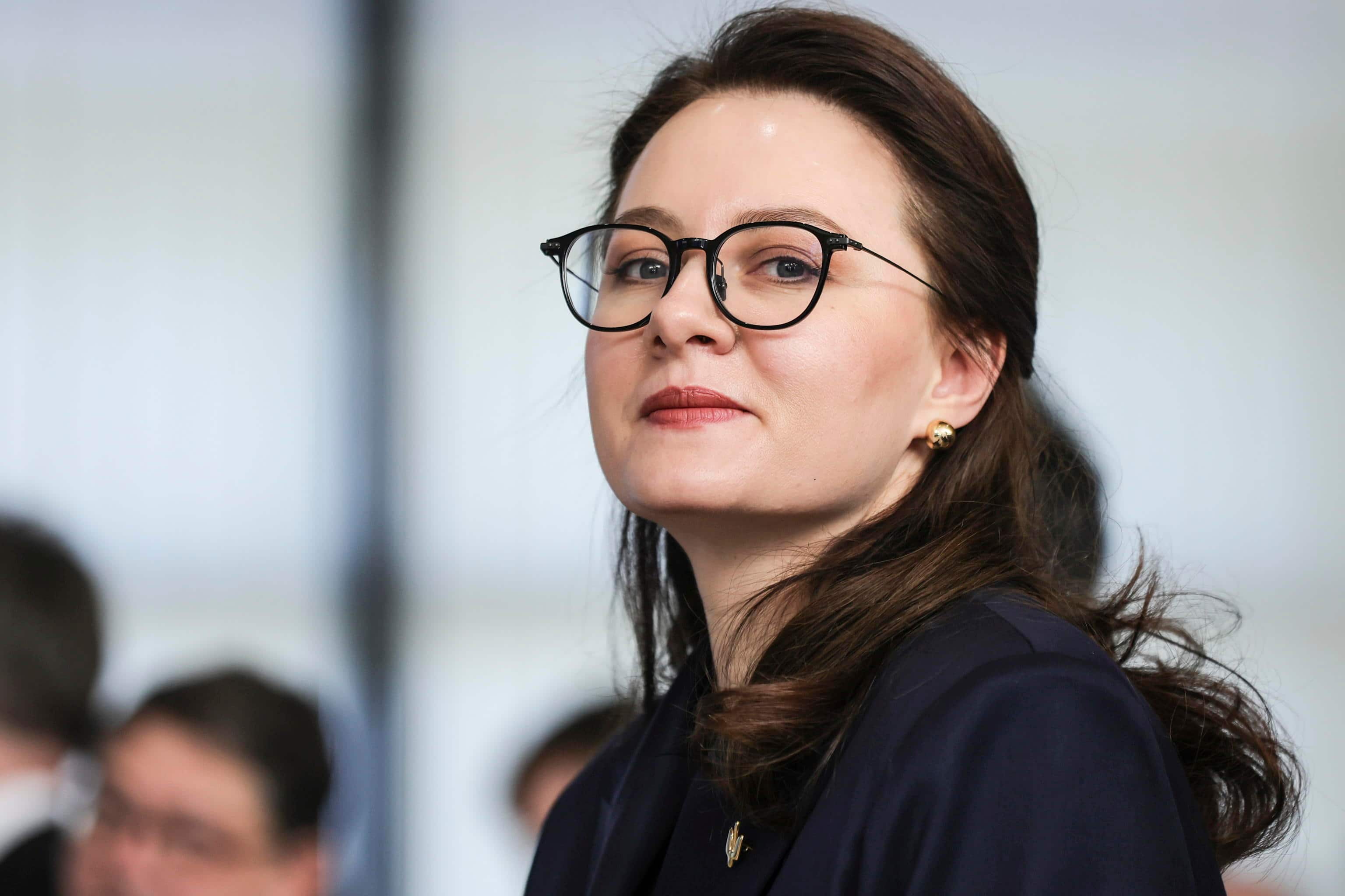 Zelensky propone il ministro dell'Economia Yulia Svyrydenko come premier