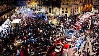 calcio, coppa italia, tifosi, festeggiamenti, caroselli, napoli,