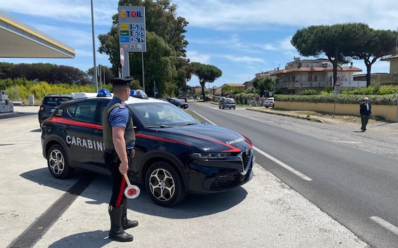 benzinaio ucciso durante una rapina ad ardea arrestato un 18enne