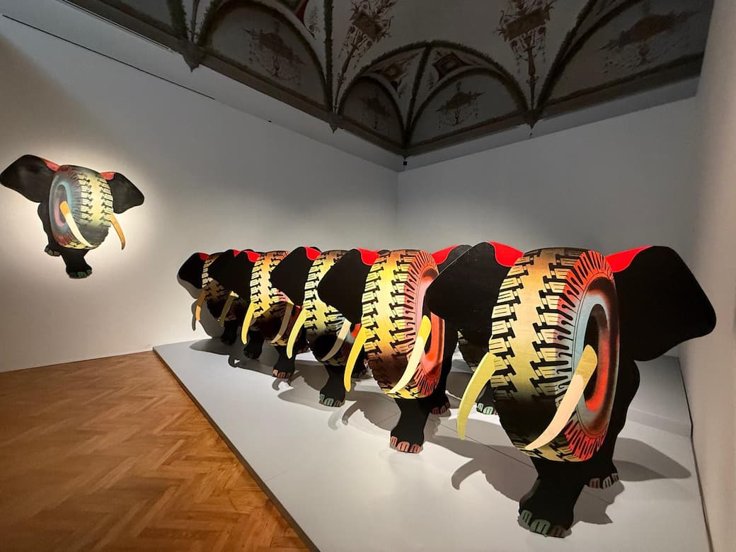 Miralles Tagliabue - EMBT Barcelona, Naples Underground Central Station – Centro Direzionale. Foto © Roland Halbe