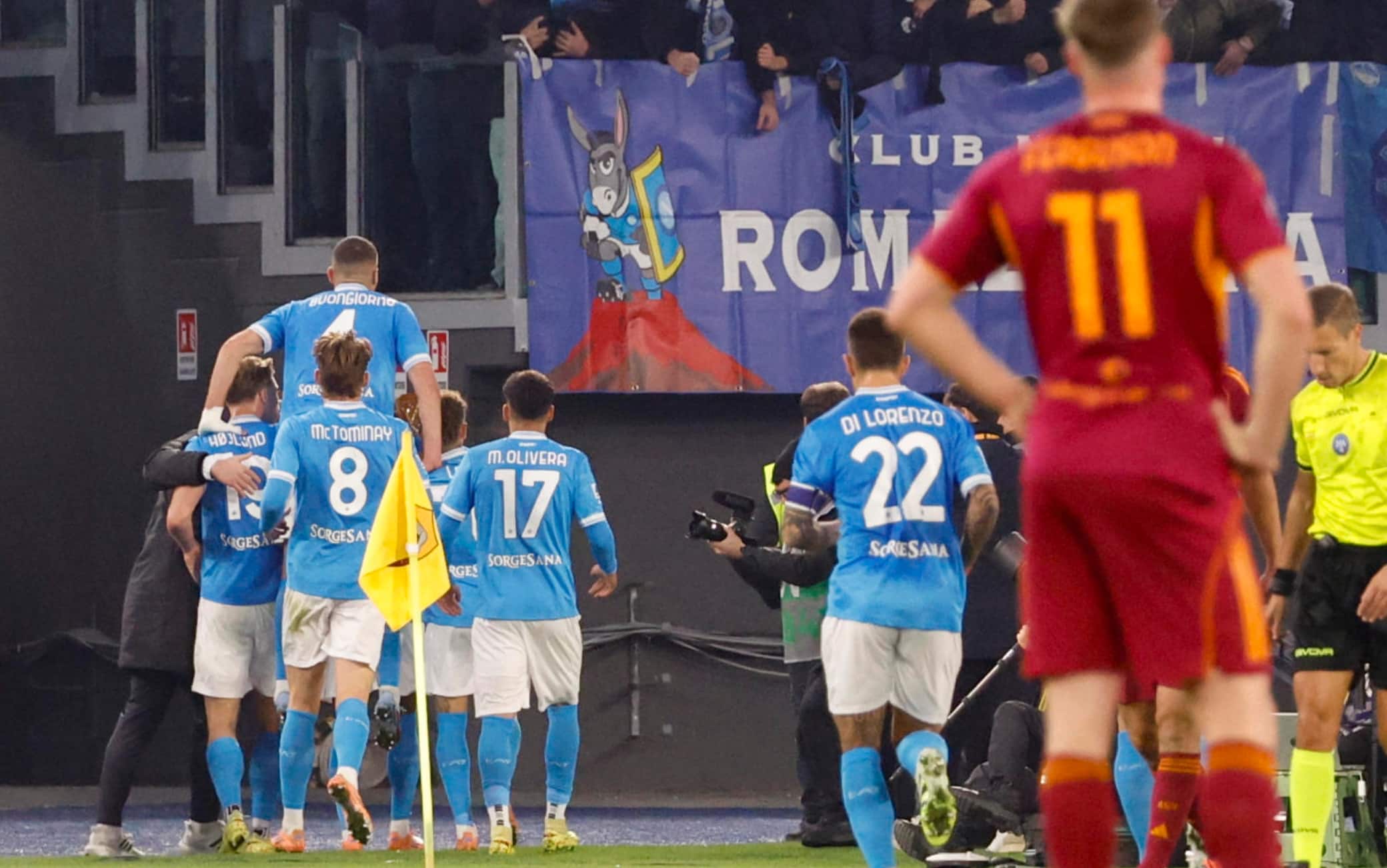 Napoli avanti sulla Roma: fin qui decide Neres