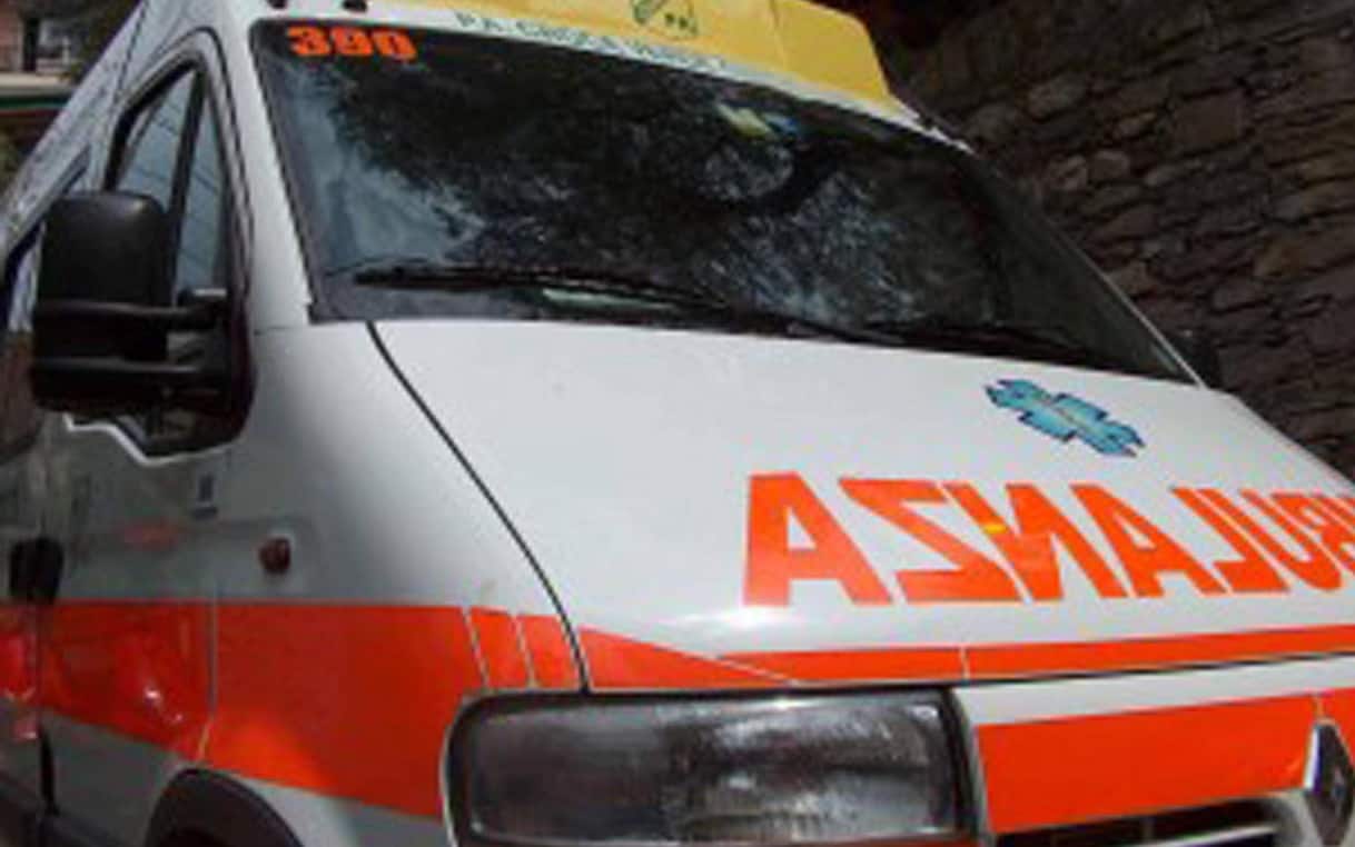 Schiacciato da suv che parcheggia, morto un pedone nel mantovano