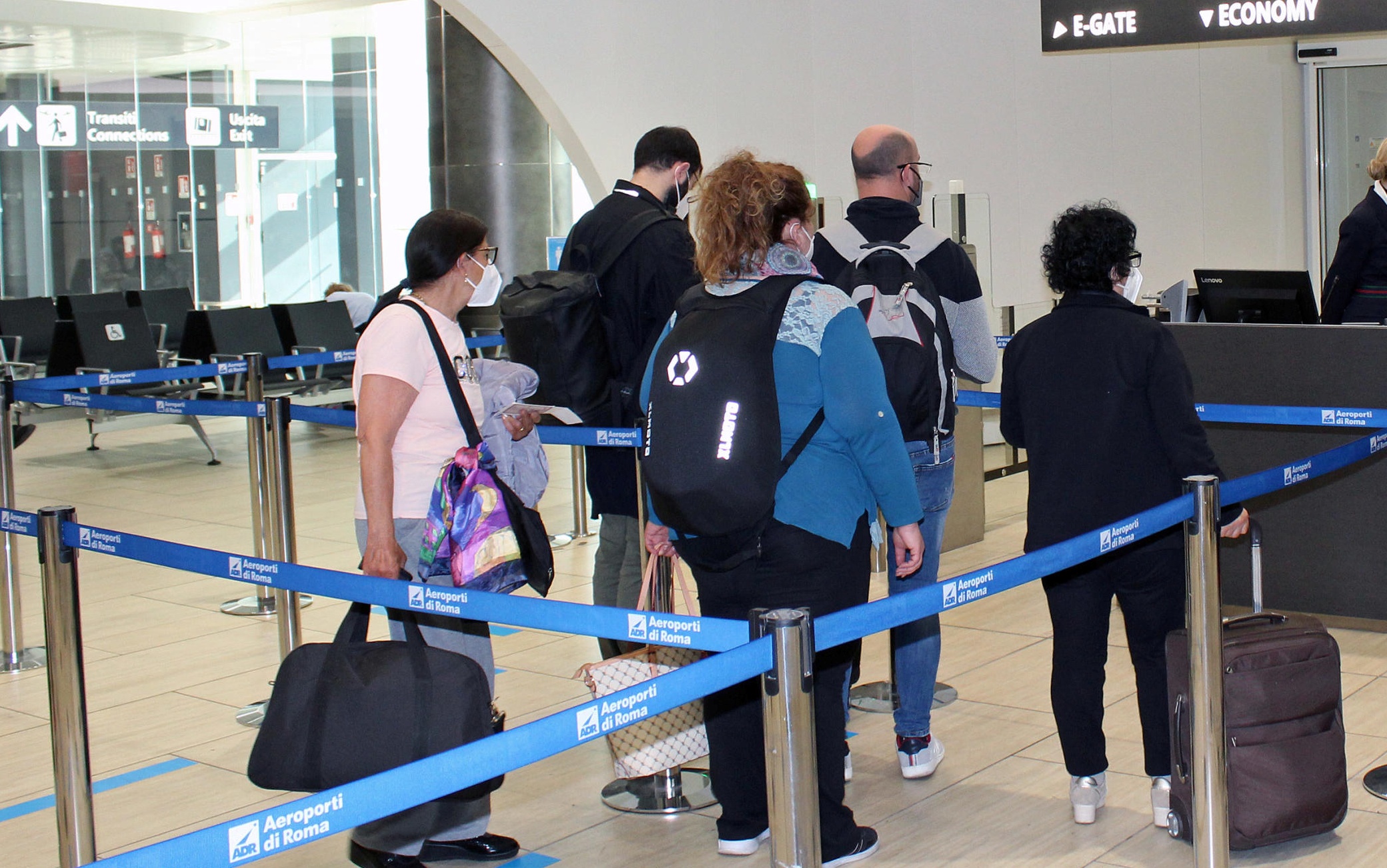 Ita:debuttano voli da e per la Sardegna. All'aeroporto di Fiumicino l'imbarco per il primo volo per Cagliari