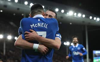 epa11046109 Jack Harrison (R) of Everton celebrates scoring the 1-0 goal during the English Premier League soccer match between Everton FC and Manchester City in Liverpool, Britain, 27 December 2023.  EPA/ADAM VAUGHAN EDITORIAL USE ONLY. No use with unauthorized audio, video, data, fixture lists, club/league logos, 'live' services or NFTs. Online in-match use limited to 120 images, no video emulation. No use in betting, games or single club/league/player publications.