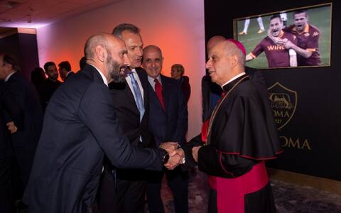 As Roma, nuova sede inaugurata all'Eur. Le FOTO | Sky Sport