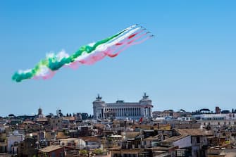 The Frecce Tricolori (tricolor arrows) fly over Rome during the feast of April 25, the anniversary of the liberation of Italy (Liberation Day) to commemorate the end of the Nazi occupation during the Second World War and the victory of the Resistance in Italy. This is distinct from the Republic Day, which takes place on June 2nd.