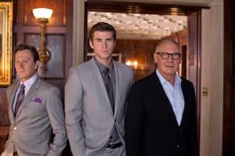 M7 (Left to right.) Gary Oldman, Liam Hemsworth and Harrison Ford star in Relativity Media's "Paranoia". ©2012 Paranoia Acquisitions LLC. All rights reserved. Photo Credit: Peter Iovino