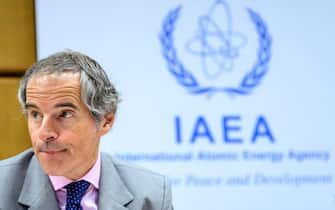 epa11272477 Director General of the International Atomic Energy Agency (IAEA) Rafael Mariano Grossi attends a press conference during an IAEA Board of Governors meeting at the IAEA headquarters of the United Nations seat in Vienna, Austria, 11 April 2024.  EPA/MAX SLOVENCIK