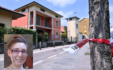 Omicidio nella notte a Terno d'Isola, in provincia di Bergamo, in via Castegnate, dove una donna di 33 anni, originaria di Bottanuco (Bergamo) ma che abitava a Terni da circa tre anni, è stata soccorsa in strada con ferite da arma da taglio al torace e alla schiena. Aveva perso molto sangue. Portata d'urgenza all'ospedale Papa Giovanni XXIII di Bergamo, è poi deceduta. Indagano i carabinieri di Zogno. Terno d'Isola, 30 luglio 2024. ANSA/MICHELE MARAVIGLIA