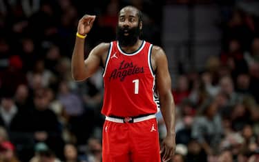 HARDEN NON SI STANCA MAI