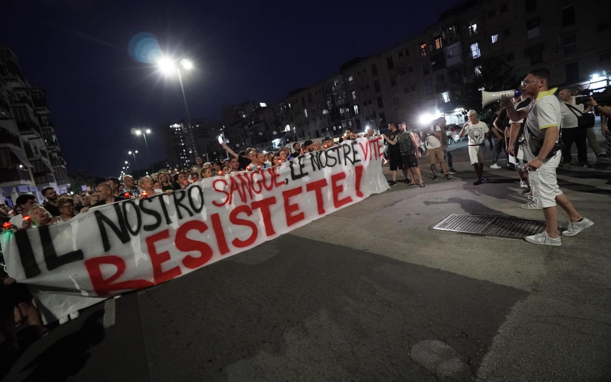 Crollo Vele Scampia, Lunedì I Funerali Per Le Vittime: Celebra L ...