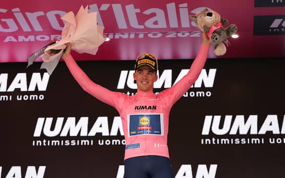Tutte le classifiche dopo la terza tappa del Giro