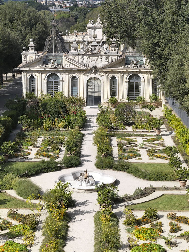 Giardini_ph._Luciano_Romano_©Galleria_Borghese.jpg