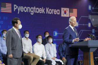 Per la prima volta in 45 anni gli Usa crescono più della Cina - Lo ha detto Joe Biden in conferenza stampa congiunta a Seul con il suo omologo Yoon Suk-yeol