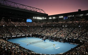 epa11110248 General view of play during the Menâ  s Singles final between Daniil Medvedev of Russia and Jannik Sinner of Italy on Day 15 of the Australian Open tennis tournament in Melbourne, Australia, 28 January 2024.  EPA/JAMES ROSS AUSTRALIA AND NEW ZEALAND OUT
