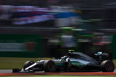 Mercedes W07 (2016)